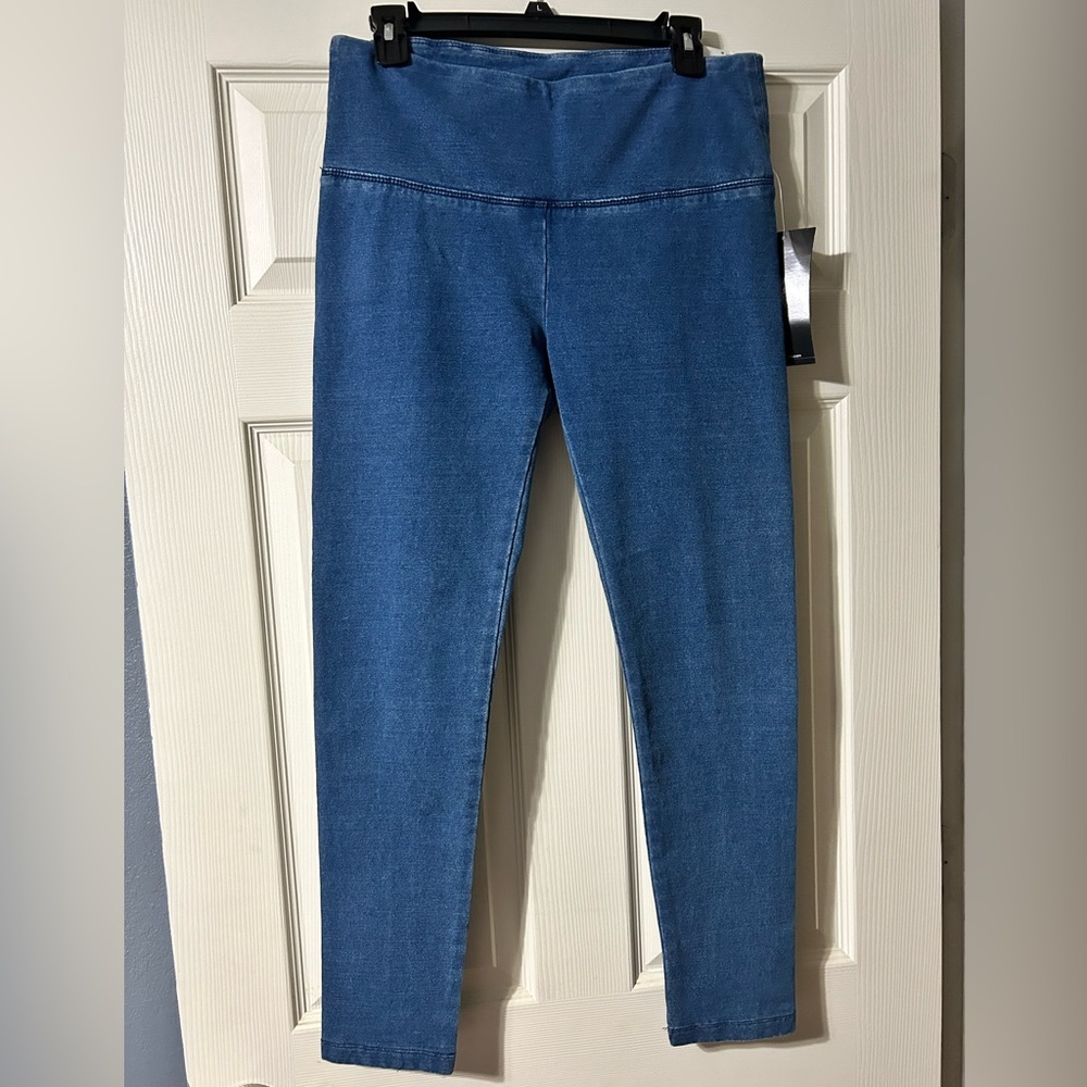 ‼️SOLD‼️ 🩵Denim Slimsation Leggings🩵